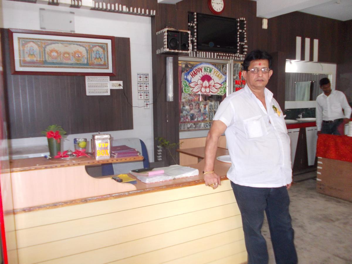 Hotel Sun Plaza-Near Konark Sun Temple- Couple Friendly-Best Choice Of Travellers Exterior foto