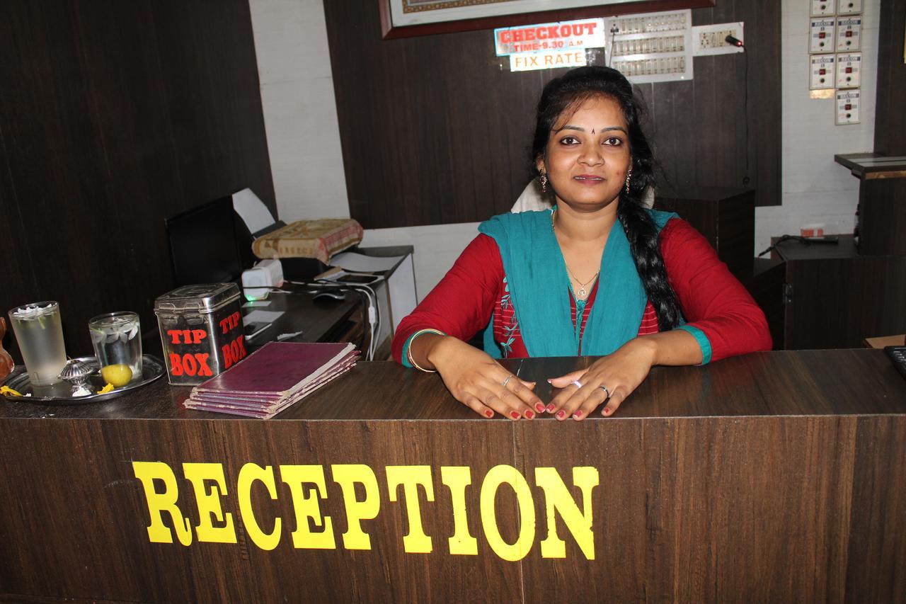 Hotel Sun Plaza-Near Konark Sun Temple- Couple Friendly-Best Choice Of Travellers Exterior foto